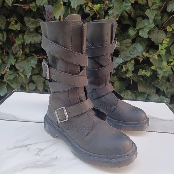 Dr martens lauren boot deals